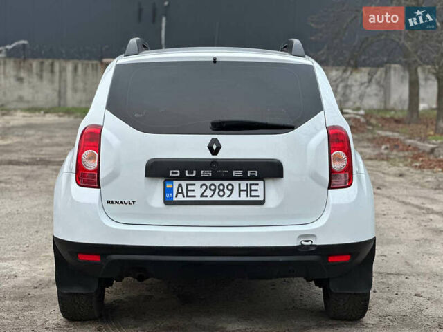 Белый Рено Дастер, объемом двигателя 1.6 л и пробегом 138 тыс. км за 8499 $, фото 9 на Automoto.ua
