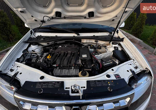 Білий Рено Дастер, об'ємом двигуна 1.6 л та пробігом 125 тис. км за 9999 $, фото 12 на Automoto.ua