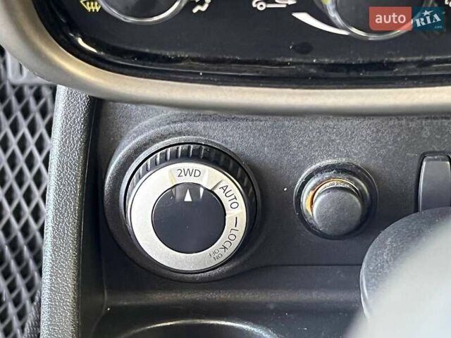 Белый Рено Дастер, объемом двигателя 2 л и пробегом 93 тыс. км за 9600 $, фото 19 на Automoto.ua