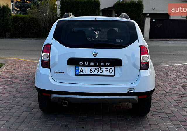 Білий Рено Дастер, об'ємом двигуна 1.6 л та пробігом 125 тис. км за 9999 $, фото 8 на Automoto.ua