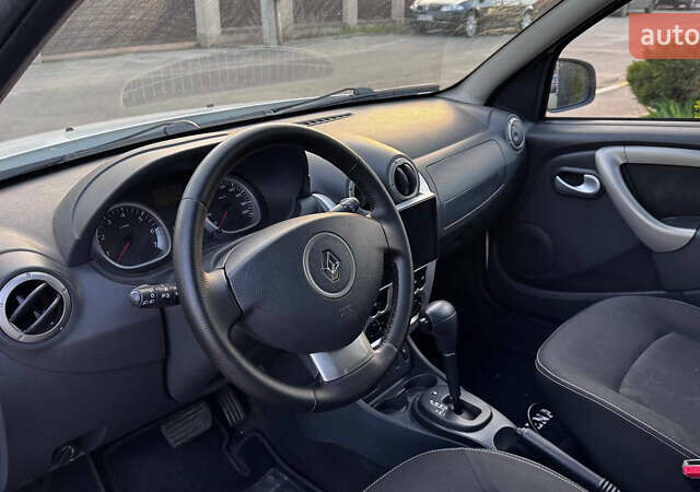 Білий Рено Дастер, об'ємом двигуна 1.6 л та пробігом 125 тис. км за 10500 $, фото 15 на Automoto.ua