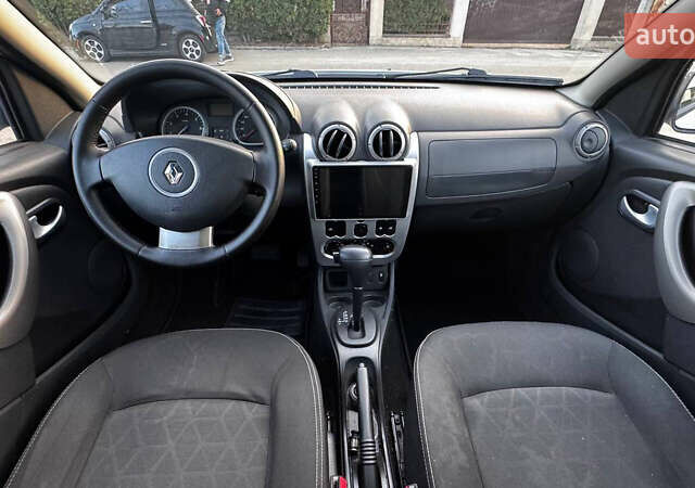 Білий Рено Дастер, об'ємом двигуна 1.6 л та пробігом 125 тис. км за 9999 $, фото 18 на Automoto.ua