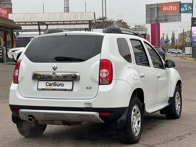 Белый Рено Дастер, объемом двигателя 2 л и пробегом 93 тыс. км за 9600 $, фото 11 на Automoto.ua