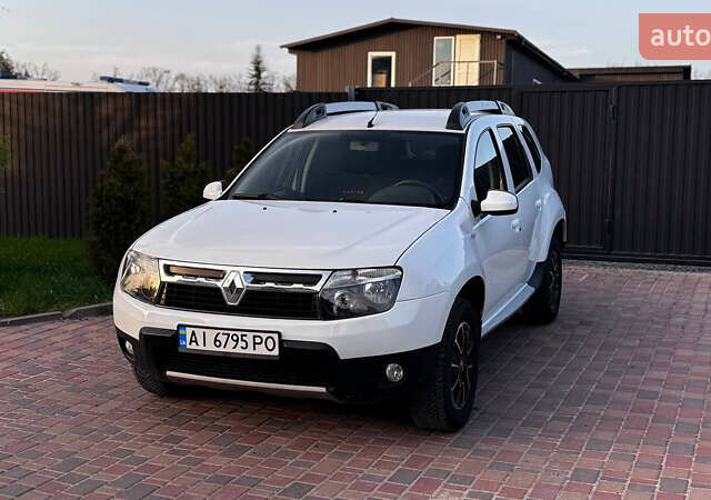 Білий Рено Дастер, об'ємом двигуна 1.6 л та пробігом 125 тис. км за 9999 $, фото 7 на Automoto.ua