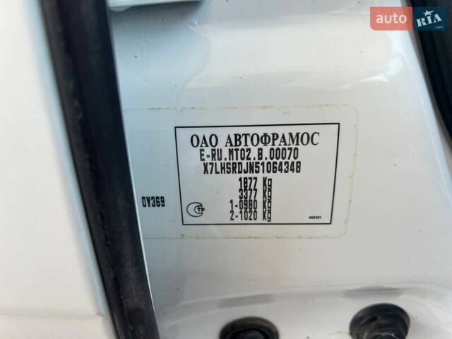 Белый Рено Дастер, объемом двигателя 2 л и пробегом 93 тыс. км за 9600 $, фото 22 на Automoto.ua