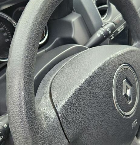 Білий Рено Дастер, об'ємом двигуна 1.5 л та пробігом 74 тис. км за 10300 $, фото 15 на Automoto.ua