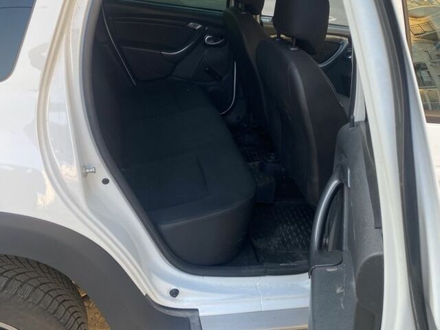 Білий Рено Дастер, об'ємом двигуна 1.5 л та пробігом 223 тис. км за 9000 $, фото 14 на Automoto.ua