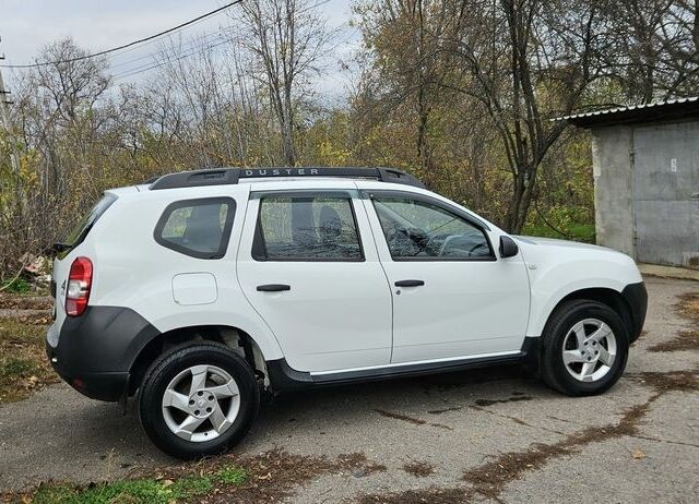 Білий Рено Дастер, об'ємом двигуна 1.5 л та пробігом 74 тис. км за 10300 $, фото 6 на Automoto.ua