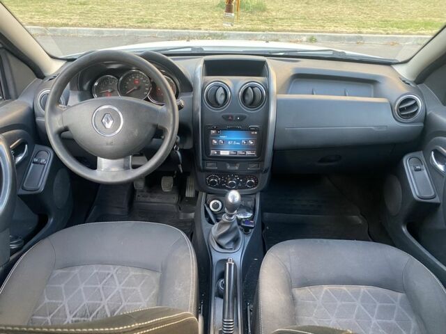 Білий Рено Дастер, об'ємом двигуна 1.5 л та пробігом 223 тис. км за 9000 $, фото 9 на Automoto.ua