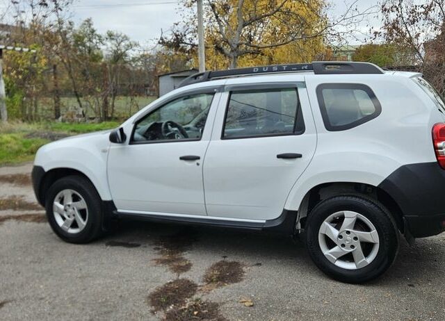 Білий Рено Дастер, об'ємом двигуна 1.5 л та пробігом 74 тис. км за 10300 $, фото 9 на Automoto.ua