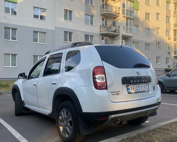 Белый Рено Дастер, объемом двигателя 1.46 л и пробегом 223 тыс. км за 9700 $, фото 6 на Automoto.ua