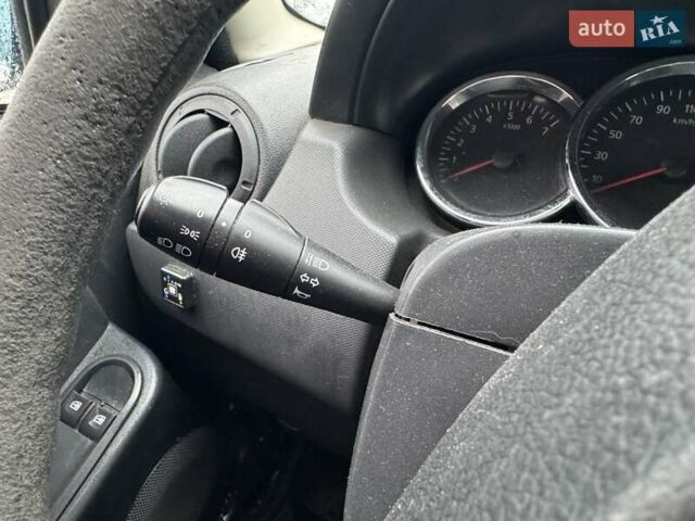 Білий Рено Дастер, об'ємом двигуна 1.6 л та пробігом 227 тис. км за 8790 $, фото 17 на Automoto.ua