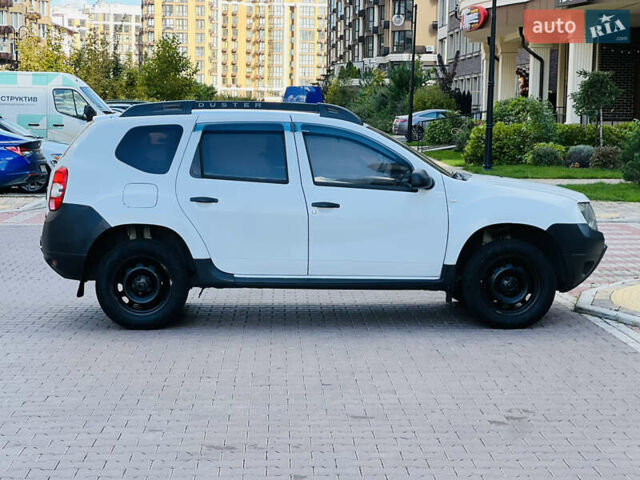 Рено Дастер 2016 в Киеве на Automoto.ua Белый Рено Дастер, объемом двигателя 1.46 л и пробегом 253 тыс. км за 11500 $, фото 6 на Automoto.ua