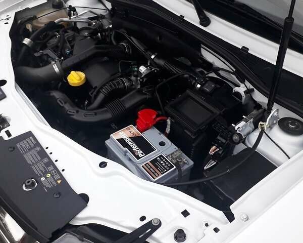 Белый Рено Дастер, объемом двигателя 1.46 л и пробегом 120 тыс. км за 11200 $, фото 13 на Automoto.ua