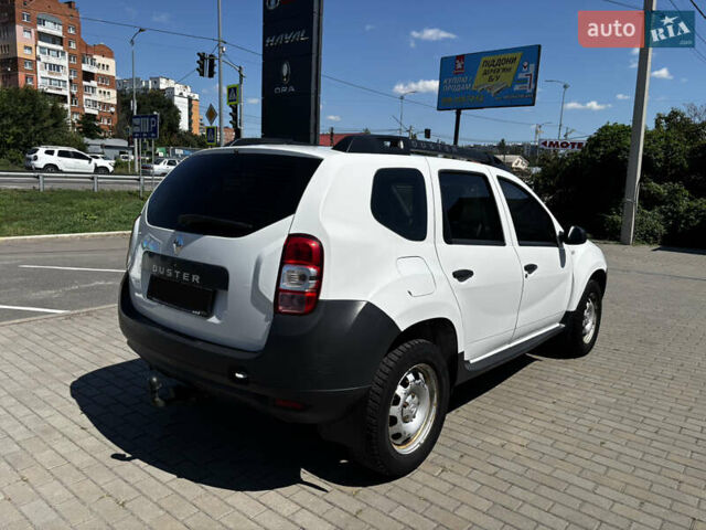 Белый Рено Дастер, объемом двигателя 1.5 л и пробегом 120 тыс. км за 11500 $, фото 9 на Automoto.ua