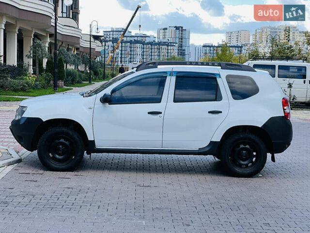 Рено Дастер 2016 в Киеве на Automoto.ua Белый Рено Дастер, объемом двигателя 1.46 л и пробегом 253 тыс. км за 11500 $, фото 8 на Automoto.ua