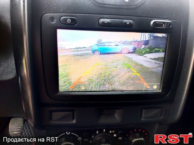 Белый Рено Дастер, объемом двигателя 1.6 л и пробегом 200 тыс. км за 8900 $, фото 4 на Automoto.ua