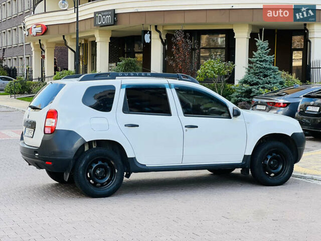 Рено Дастер 2016 в Киеве на Automoto.ua Белый Рено Дастер, объемом двигателя 1.46 л и пробегом 253 тыс. км за 11500 $, фото 7 на Automoto.ua