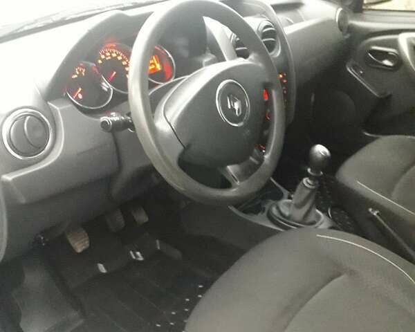 Белый Рено Дастер, объемом двигателя 1.46 л и пробегом 120 тыс. км за 11200 $, фото 19 на Automoto.ua