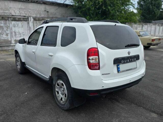 Білий Рено Дастер, об'ємом двигуна 1.6 л та пробігом 177 тис. км за 11000 $, фото 5 на Automoto.ua