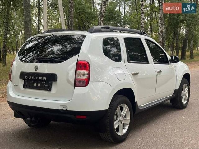 Белый Рено Дастер, объемом двигателя 1.6 л и пробегом 135 тыс. км за 10299 $, фото 6 на Automoto.ua