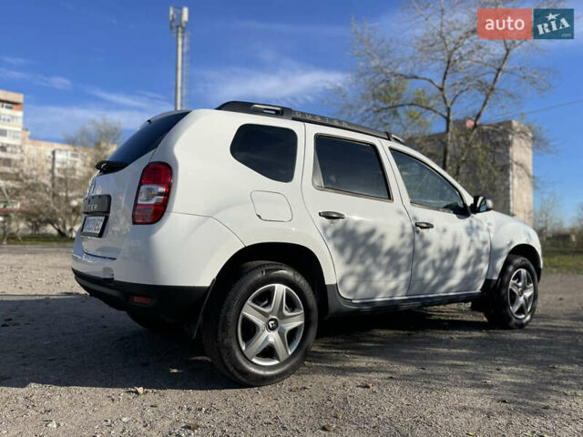 Белый Рено Дастер, объемом двигателя 1.46 л и пробегом 158 тыс. км за 9900 $, фото 13 на Automoto.ua