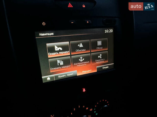 Белый Рено Дастер, объемом двигателя 1.46 л и пробегом 203 тыс. км за 9950 $, фото 42 на Automoto.ua