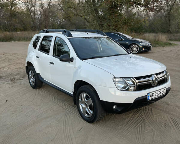 Белый Рено Дастер, объемом двигателя 1.46 л и пробегом 158 тыс. км за 10300 $, фото 9 на Automoto.ua