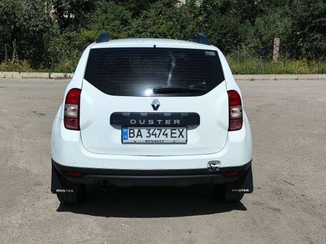 Белый Рено Дастер, объемом двигателя 1.5 л и пробегом 129 тыс. км за 11500 $, фото 3 на Automoto.ua