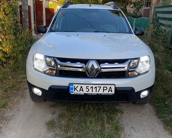 Белый Рено Дастер, объемом двигателя 1.46 л и пробегом 292 тыс. км за 11500 $, фото 1 на Automoto.ua