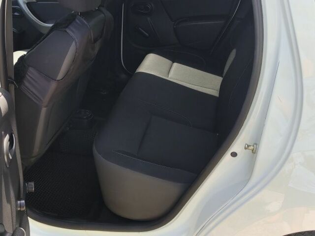 Белый Рено Дастер, объемом двигателя 1.5 л и пробегом 129 тыс. км за 11500 $, фото 7 на Automoto.ua