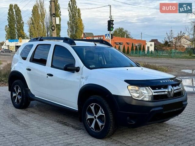 Белый Рено Дастер, объемом двигателя 1.46 л и пробегом 139 тыс. км за 11980 $, фото 3 на Automoto.ua
