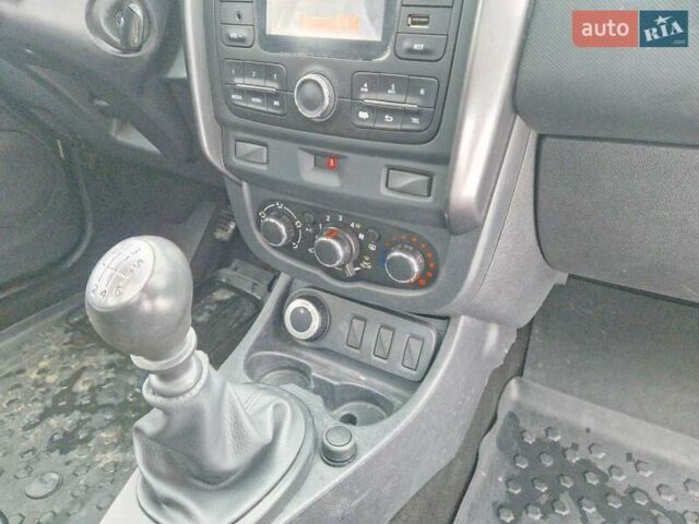 Білий Рено Дастер, об'ємом двигуна 1.5 л та пробігом 213 тис. км за 9999 $, фото 16 на Automoto.ua