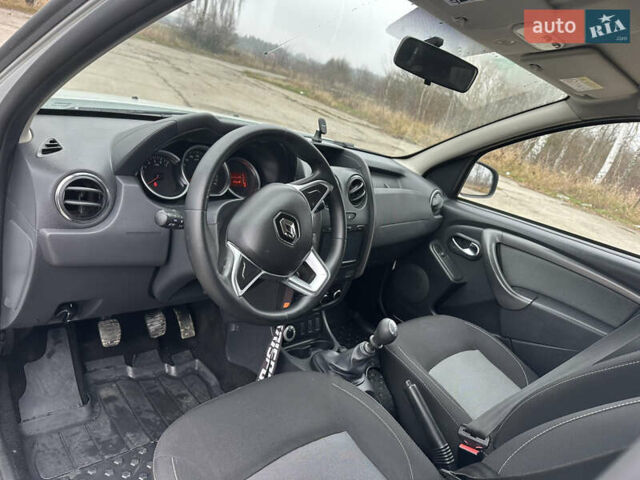 Белый Рено Дастер, объемом двигателя 1.46 л и пробегом 203 тыс. км за 9950 $, фото 21 на Automoto.ua