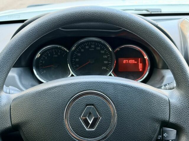 Білий Рено Дастер, об'ємом двигуна 1.5 л та пробігом 87 тис. км за 12700 $, фото 12 на Automoto.ua