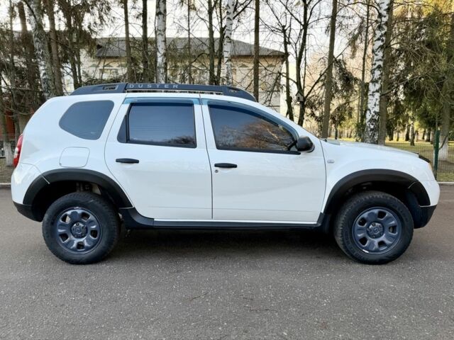 Білий Рено Дастер, об'ємом двигуна 1.5 л та пробігом 87 тис. км за 12700 $, фото 5 на Automoto.ua