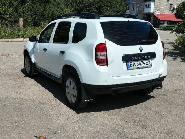 Белый Рено Дастер, объемом двигателя 1.5 л и пробегом 129 тыс. км за 11500 $, фото 4 на Automoto.ua
