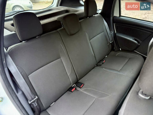 Белый Рено Дастер, объемом двигателя 1.46 л и пробегом 165 тыс. км за 9500 $, фото 29 на Automoto.ua