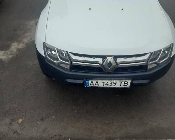 Белый Рено Дастер, объемом двигателя 1.46 л и пробегом 272 тыс. км за 12950 $, фото 4 на Automoto.ua