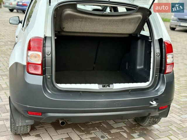 Белый Рено Дастер, объемом двигателя 1.46 л и пробегом 165 тыс. км за 9500 $, фото 34 на Automoto.ua