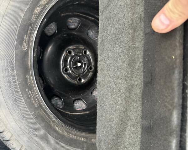 Белый Рено Дастер, объемом двигателя 1.46 л и пробегом 280 тыс. км за 11950 $, фото 11 на Automoto.ua