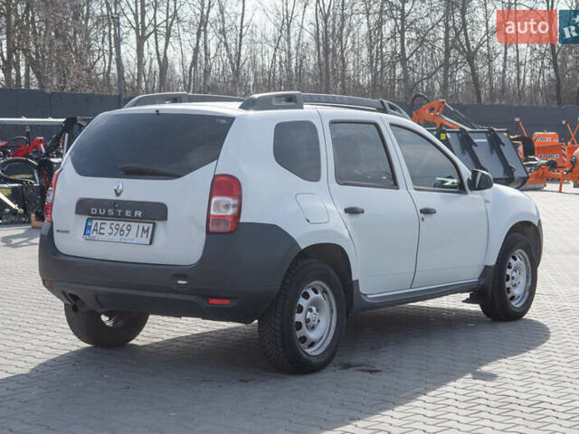Белый Рено Дастер, объемом двигателя 1.46 л и пробегом 251 тыс. км за 11900 $, фото 14 на Automoto.ua