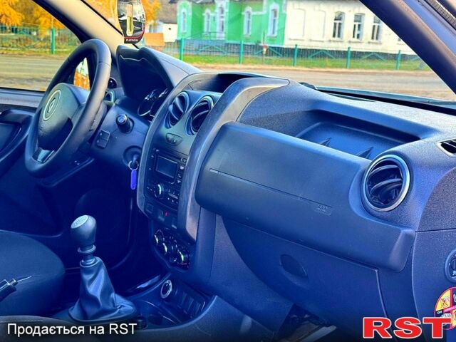 Белый Рено Дастер, объемом двигателя 1.5 л и пробегом 139 тыс. км за 11980 $, фото 9 на Automoto.ua
