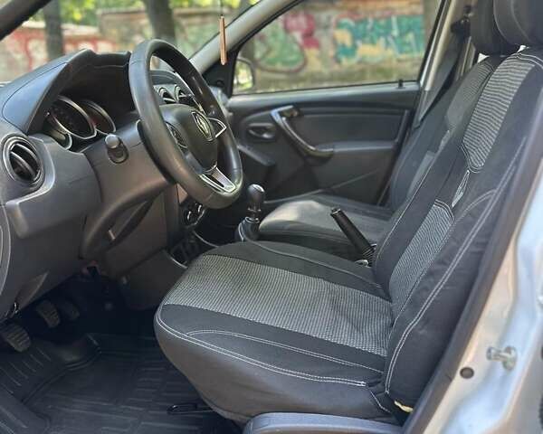 Белый Рено Дастер, объемом двигателя 1.46 л и пробегом 160 тыс. км за 9900 $, фото 19 на Automoto.ua