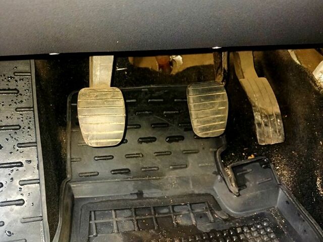 Білий Рено Дастер, об'ємом двигуна 1.5 л та пробігом 217 тис. км за 10200 $, фото 7 на Automoto.ua