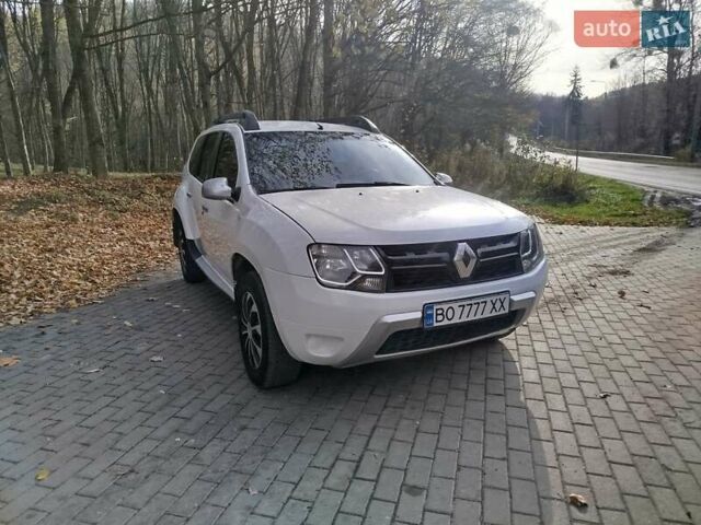 Білий Рено Дастер, об'ємом двигуна 1.46 л та пробігом 217 тис. км за 9300 $, фото 6 на Automoto.ua