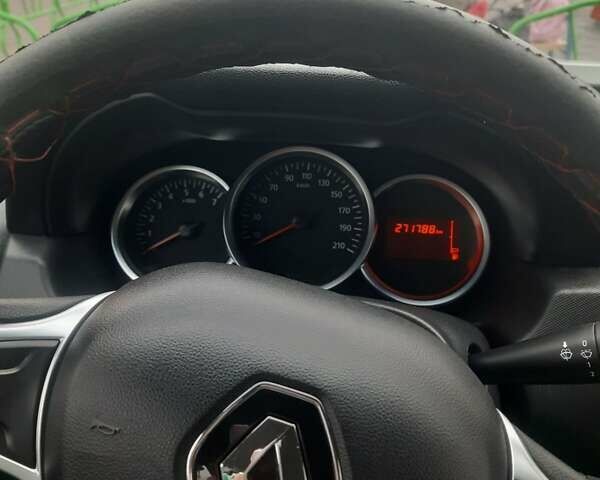 Белый Рено Дастер, объемом двигателя 1.46 л и пробегом 272 тыс. км за 12950 $, фото 1 на Automoto.ua