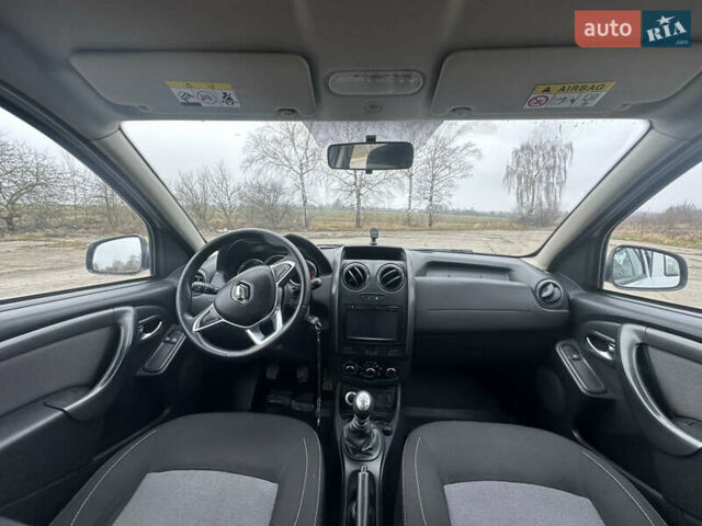 Белый Рено Дастер, объемом двигателя 1.46 л и пробегом 203 тыс. км за 9950 $, фото 34 на Automoto.ua