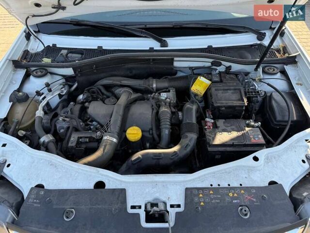 Білий Рено Дастер, об'ємом двигуна 1.46 л та пробігом 245 тис. км за 10500 $, фото 21 на Automoto.ua