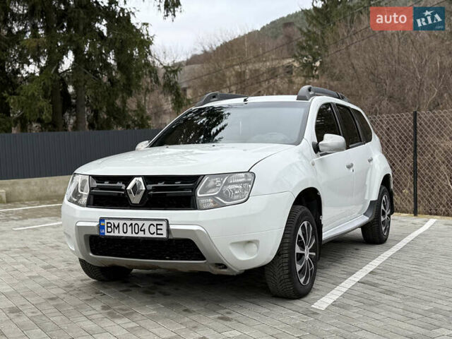 Белый Рено Дастер, объемом двигателя 1.5 л и пробегом 218 тыс. км за 9500 $, фото 1 на Automoto.ua